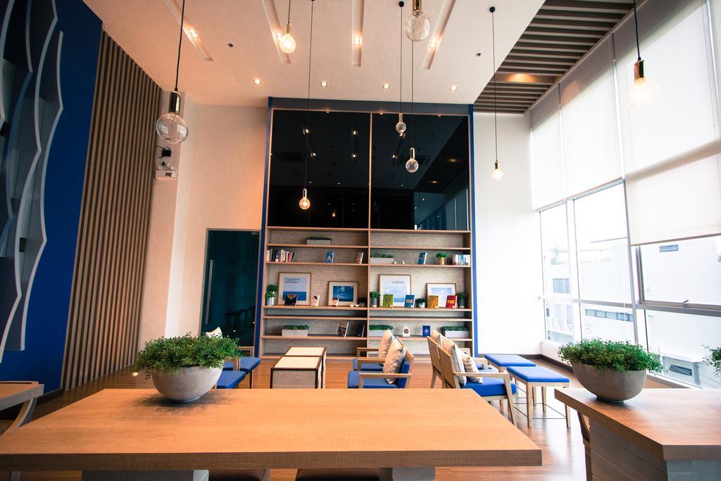 Baan Kiang Fah Apartment By Patcha HHQ Exteriör bild